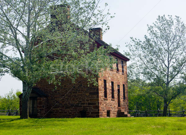 öreg kő ház harctér központ polgárháború Stock fotó © backyardproductions