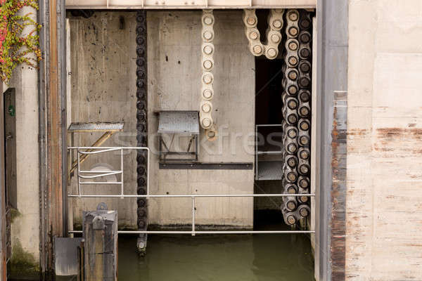 Bramy maszyn blokady rzeki dunaj szczegół Zdjęcia stock © backyardproductions