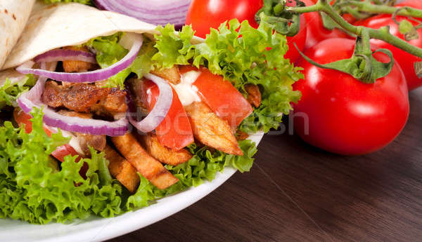 плоская маисовая лепешка мяса овощей продовольствие обеда Сток-фото © badmanproduction
