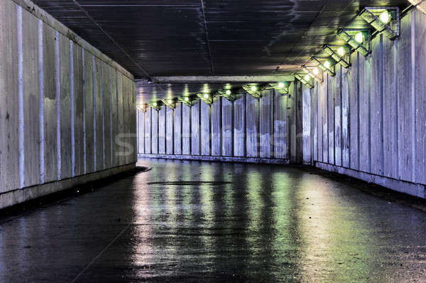 Pusty tunelu namiętny skupić drogowego miasta Zdjęcia stock © badmanproduction