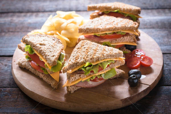 Stock foto: Club · Sandwiches · Gruppe · Kartoffelchips · Holz · Brot