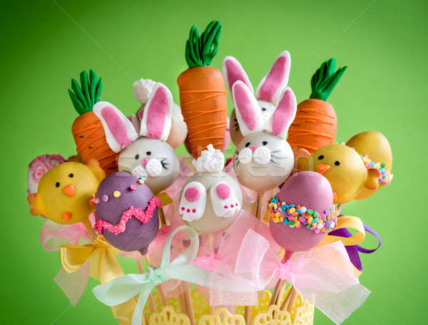 Cake tijd Pasen mand groene voedsel Stockfoto © badmanproduction