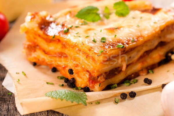Fatto in casa lasagna succosa carne focus alimentare Foto d'archivio © badmanproduction