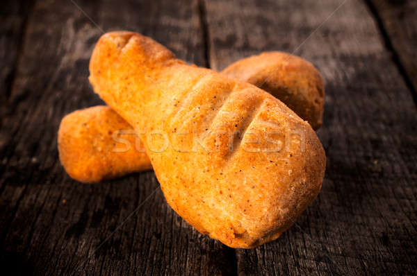 [[stock_photo]]: Poulet · jambes · couple · table · en · bois · dîner