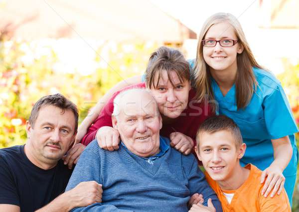 Família cuidar médico juntos sorrir Foto stock © barabasa