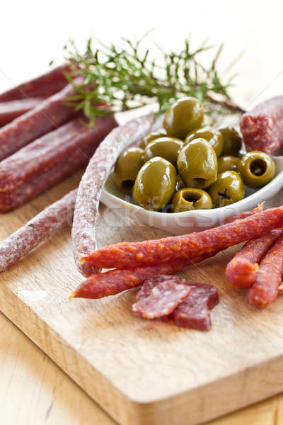 Antipasti salami olijven groene vers Stockfoto © BarbaraNeveu