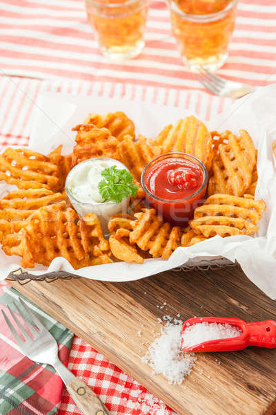 Frischen Waffel frites Ketchup Mayonnaise Kreuz Stock foto © BarbaraNeveu