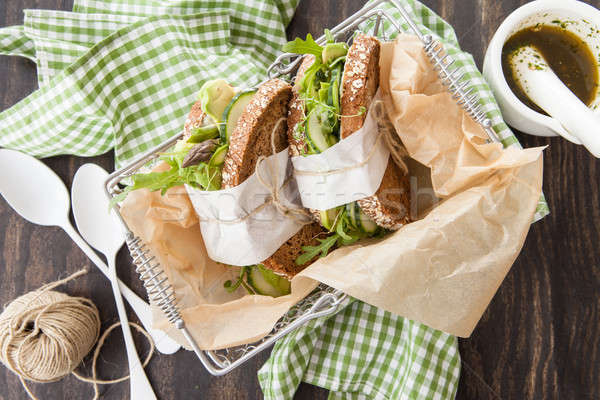 цельнозерновой хлеб авокадо свежие салата зеленый хлеб Сток-фото © BarbaraNeveu