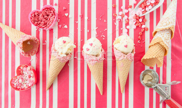 Vanille crème glacée rose amour amusement rouge Photo stock © BarbaraNeveu