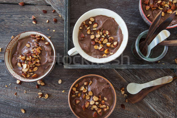 Finom csokoládé puding pörkölt mandulák karamell Stock fotó © BarbaraNeveu