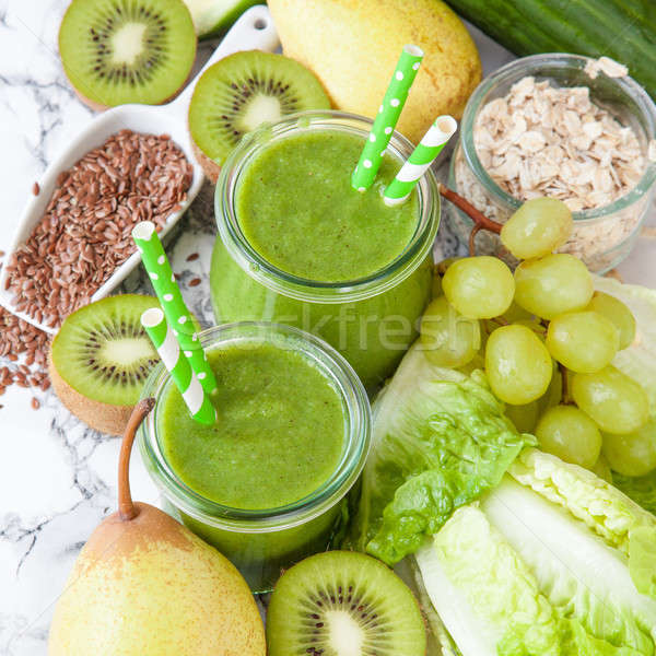 Smoothie verde kiwi fresco frutas legumes uvas Foto stock © BarbaraNeveu