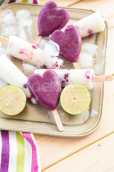 Hausgemachte eingefroren frischen Früchte Kalk Essen Stock foto © BarbaraNeveu