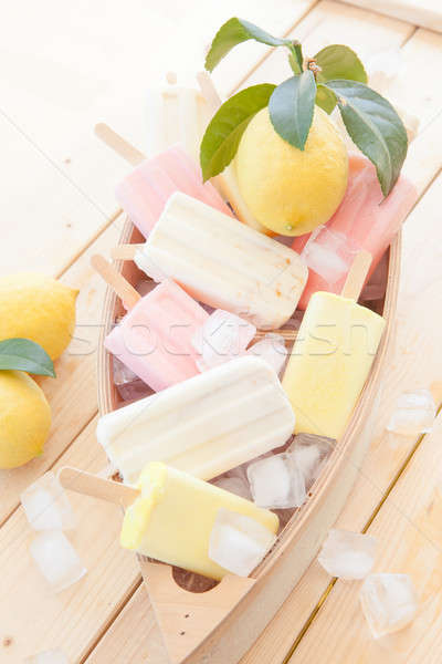Variëteit bevroren vruchten weinig houten boot Stockfoto © BarbaraNeveu