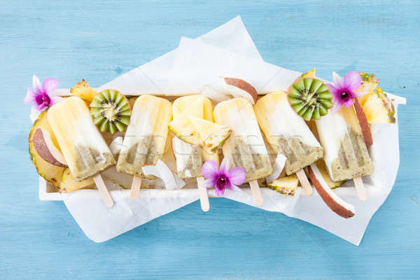 Domowej roboty zamrożone lody żywności deser ananas Zdjęcia stock © BarbaraNeveu