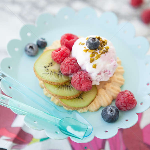 Foto stock: Postre · helado · frutas · cuchara · frescos · rosa