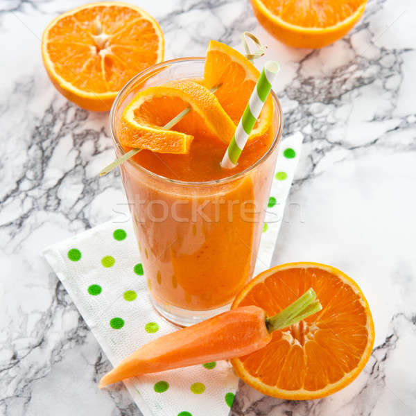 Portocaliu morcov periuta proaspăt sticlă bea Imagine de stoc © BarbaraNeveu