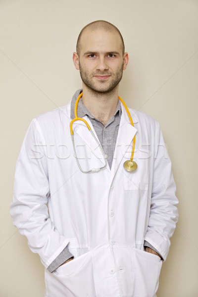 Portret arts stethoscoop geïsoleerd licht gelukkig Stockfoto © bartekwardziak