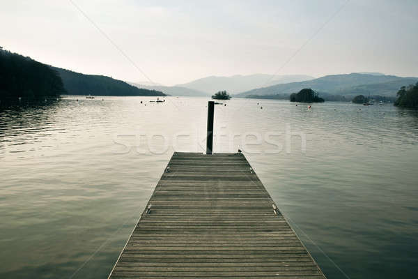 Móló tó hegyek Európa ünnep turizmus Stock fotó © bayberry