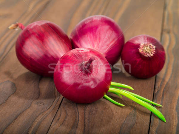 Zwiebel alten braun Tabelle Hintergrund Stock foto © bazilfoto