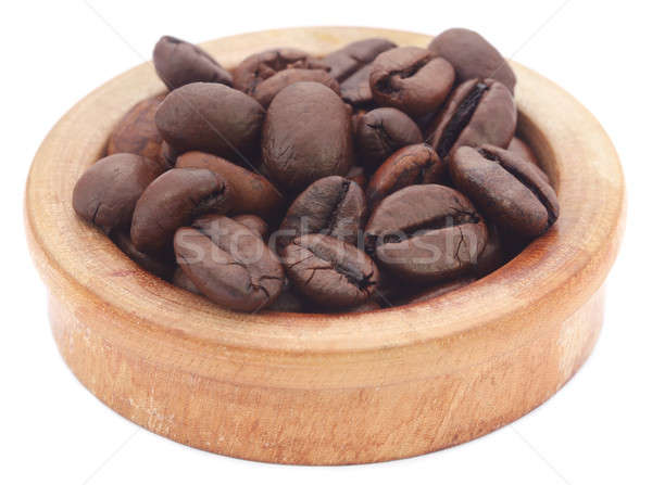 Pörkölt kávébab fából készült tál fehér kávé Stock fotó © bdspn