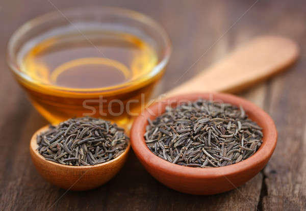 Alcaravea semillas vidrio tazón petróleo Foto stock © bdspn