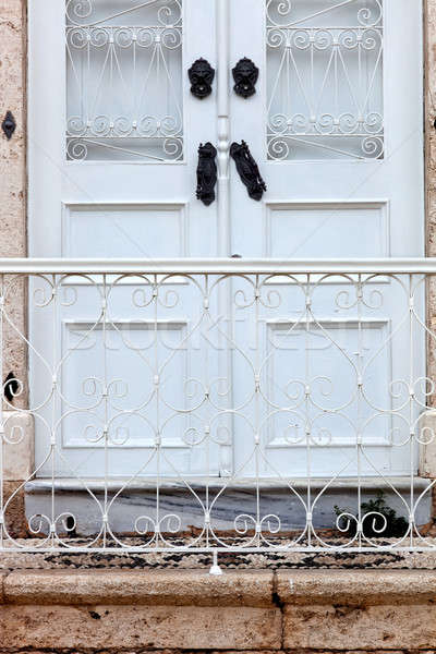 Porte d'entrée résidentiel anciens ville vertical photos Photo stock © belahoche