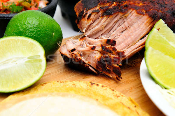 Gekocht Schweinefleisch abgesondert bereit Erzeugnis Tacos Stock foto © bendicks