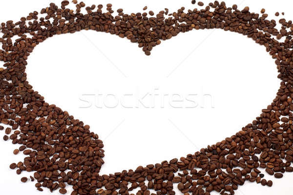 Koffie aromatisch koffiebonen vorm hart liefde Stockfoto © bendzhik