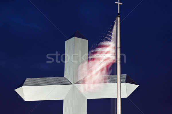 Cross in Effingham with an American flag Stock photo © benkrut