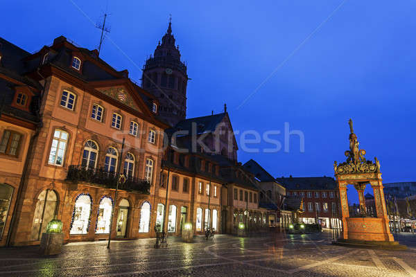 Mainzer Dom St.Martin and Market Well Stock photo © benkrut