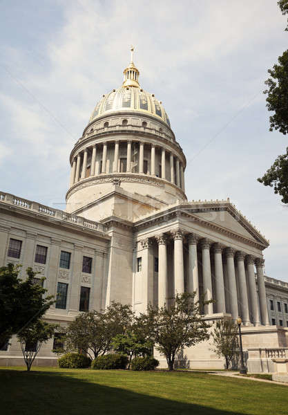 State Capitol Building in Charleston Stock photo © benkrut