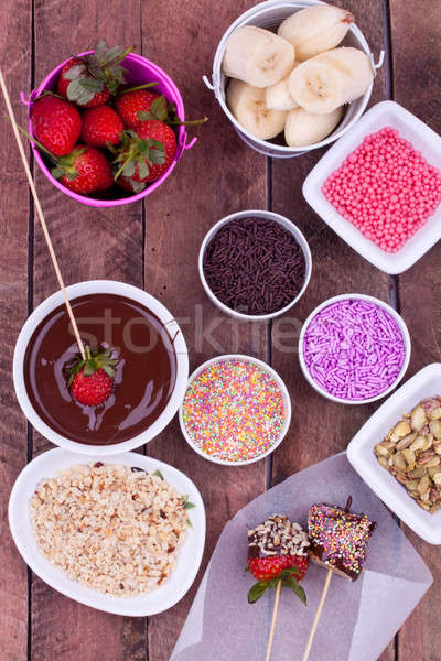 Csokoládé gyümölcsök cukor étel vacsora eper Stock fotó © bernashafo