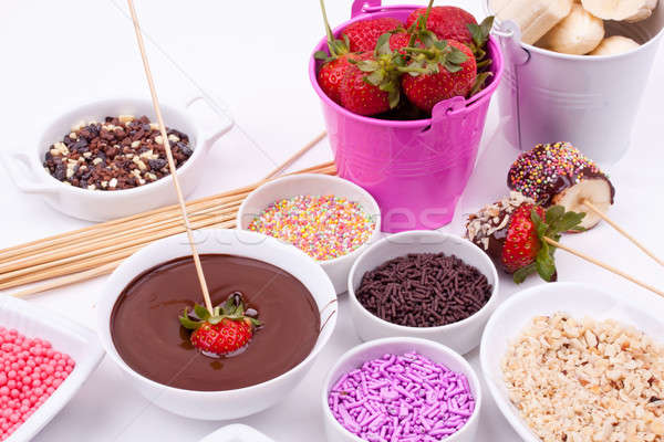 [[stock_photo]]: Chocolat · fruits · sucre · alimentaire · dîner · fraise