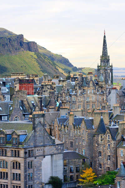 Edinburgh stradă panoramă constructii oraş vară Imagine de stoc © Bertl123