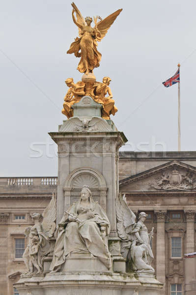 Palacio de Buckingham rotonda Londres Inglaterra torta piedra Foto stock © Bertl123