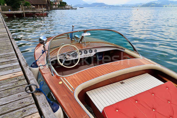 クラシカル 木製 モーターボート 高山 湖 木材 ストックフォト © Bertl123