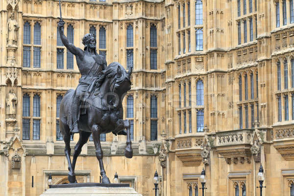 Richard Lionheart, King of England - Statue in front of Westminster Palace (Parliament) - London, UK Stock photo © Bertl123