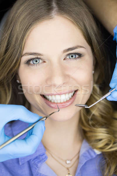 ストックフォト: 歯科 · 調べる · 歯 · 少女 · 美しい · 白い歯