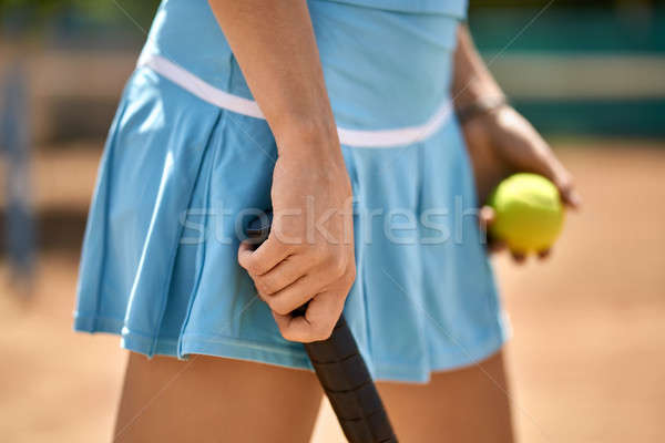 Dziewczyna tenis kort tenisowy odkryty piłka Zdjęcia stock © bezikus