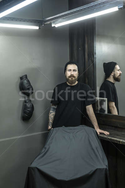 Brutale parrucchiere barbiere tattoo grande Foto d'archivio © bezikus
