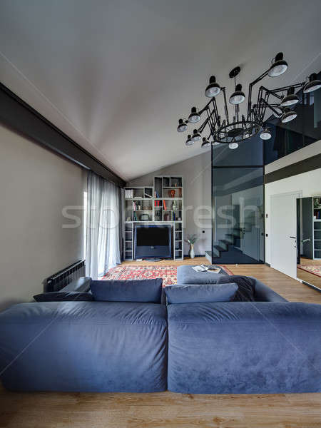 Style moderne intérieur élégant lumière murs tapis rouge [[stock_photo]] © bezikus