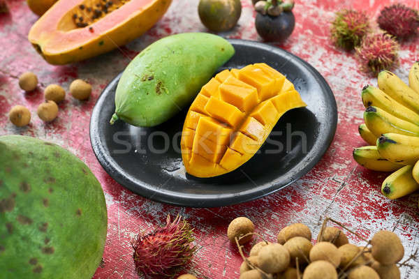 Colorat exotic fruct proaspăt Imagine de stoc © bezikus