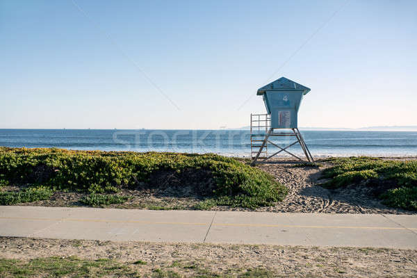 Spiaggia blu salvataggio torre Ocean Foto d'archivio © bezikus