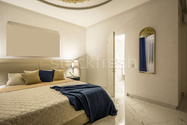 Luxus · hálószoba · modern · stÃlusú · modern · fehér · falak ... Lebegő lépcső rögzítése
