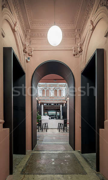 Foto stock: Restaurante · estuque · arco · preto · porta · ouvir