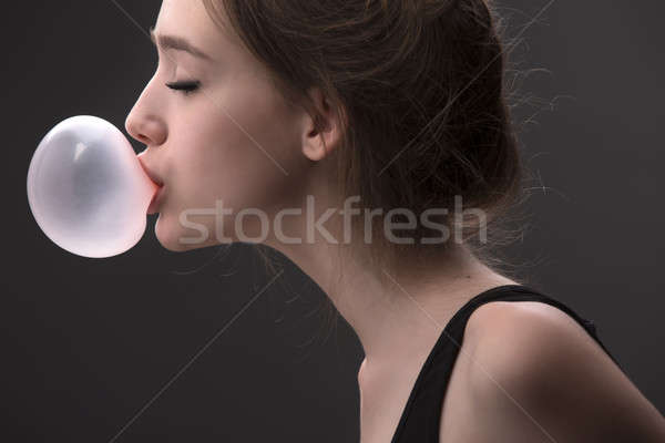 сексуальный девушки пузыря камедь портрет Сток-фото © bezikus