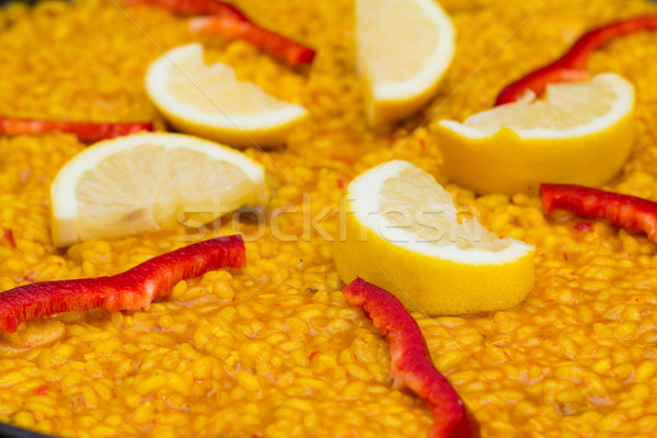 Pui fierbinte spaniol traditional alimente Imagine de stoc © BigKnell