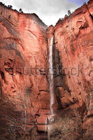 Branco trono vermelho rocha paredes Foto stock © billperry