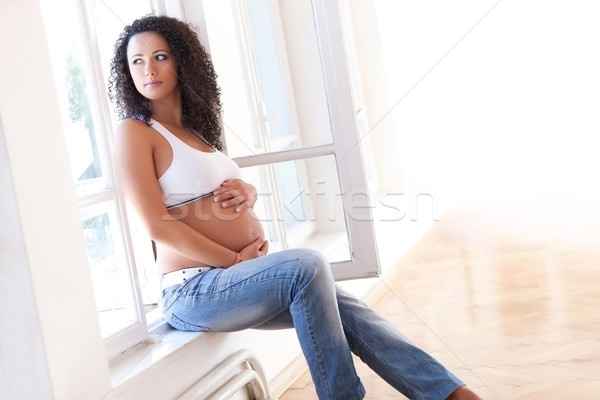 счастливо ребенка беременная женщина сидят назад Сток-фото © blanaru
