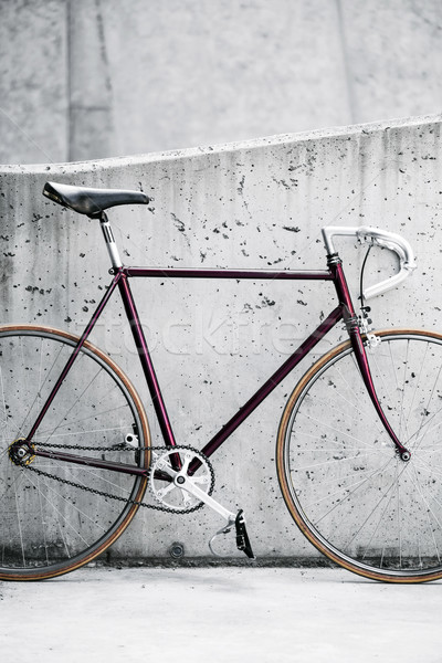 Stock fotó: Város · bicikli · beton · fal · klasszikus · stílus